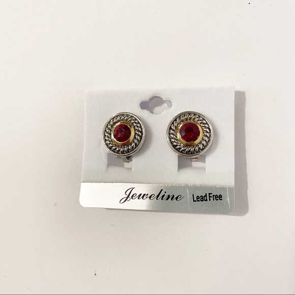💕Classic Two Tone Red Jewel Clip Earrings NWT OS - Picture 5 of 6